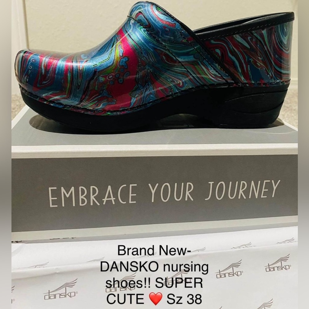 Marble DANSKO Nursing Shoes. NWT